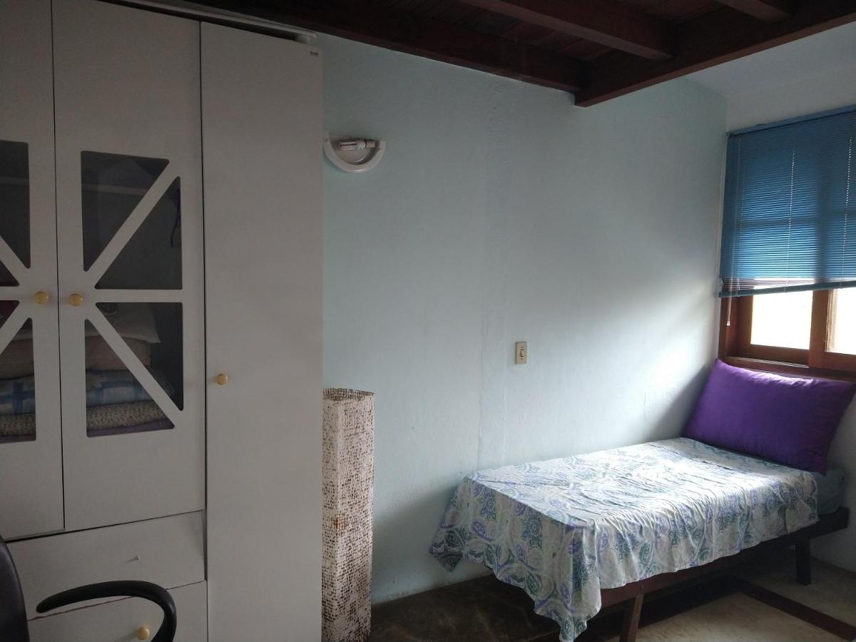Lindas suítes a uma quadra da praia e centro Ubatuba Exterior foto